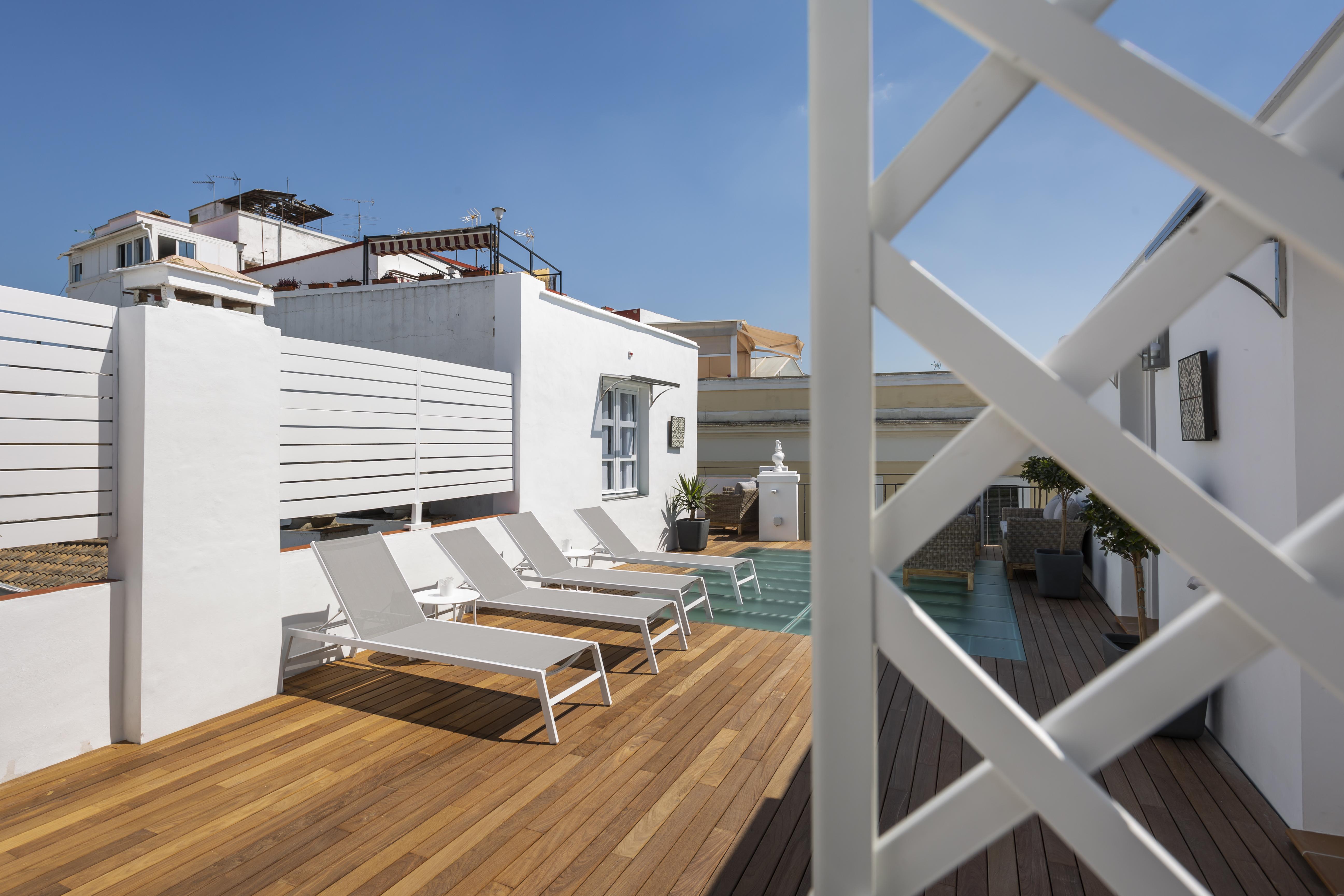 Basic Hotel Sevilla Catedral Экстерьер фото