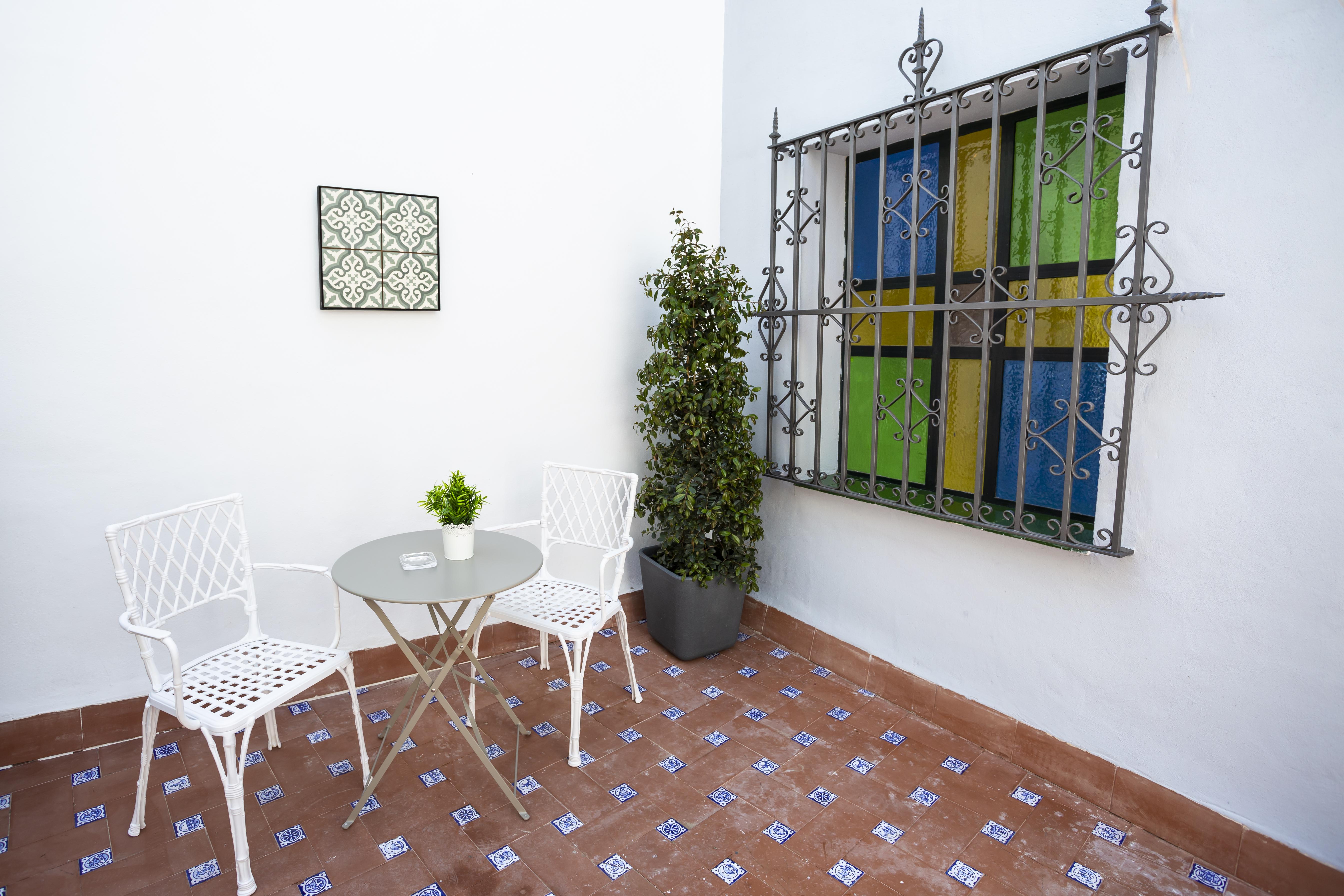 Basic Hotel Sevilla Catedral Экстерьер фото