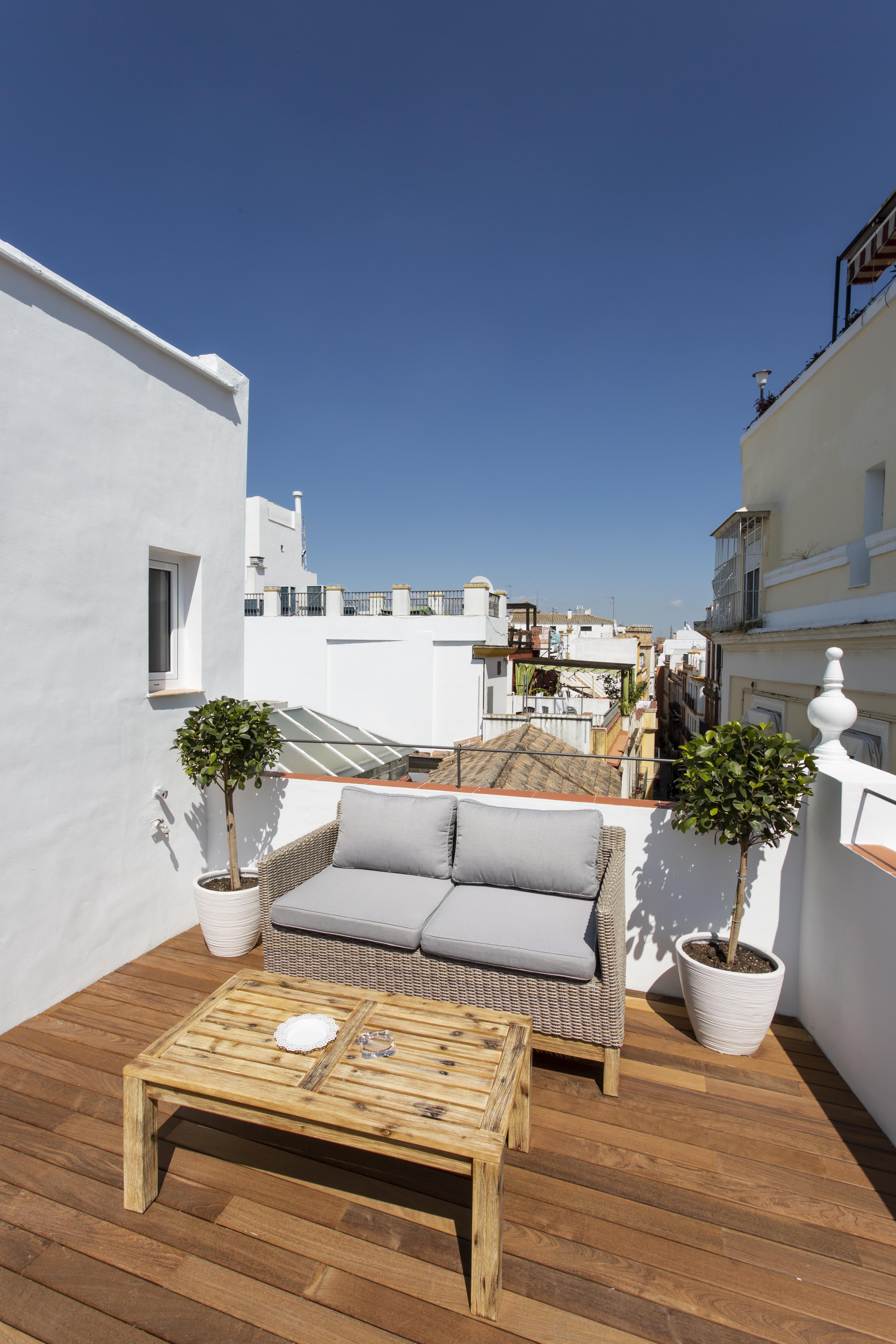 Basic Hotel Sevilla Catedral Экстерьер фото