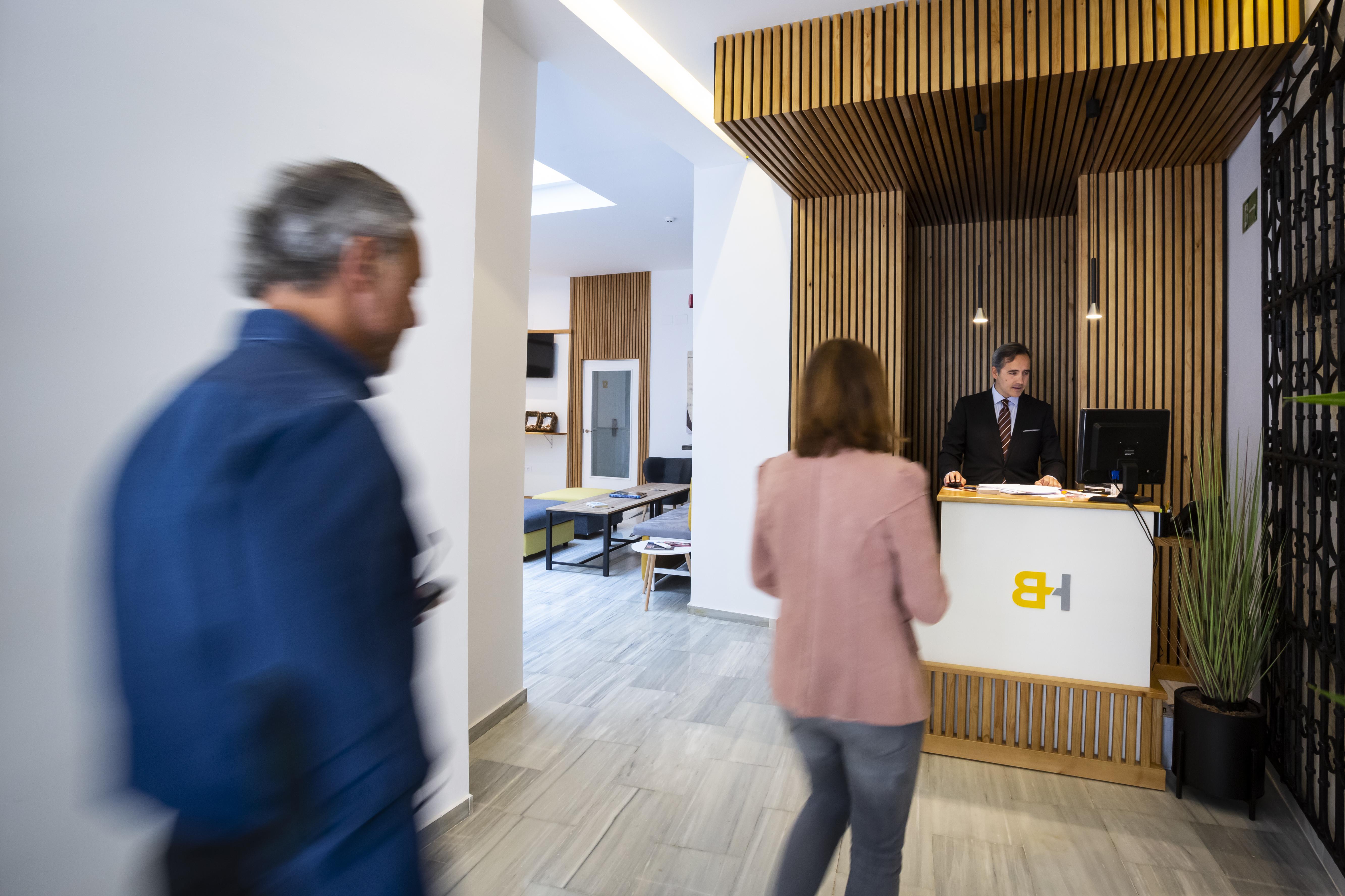 Basic Hotel Sevilla Catedral Экстерьер фото