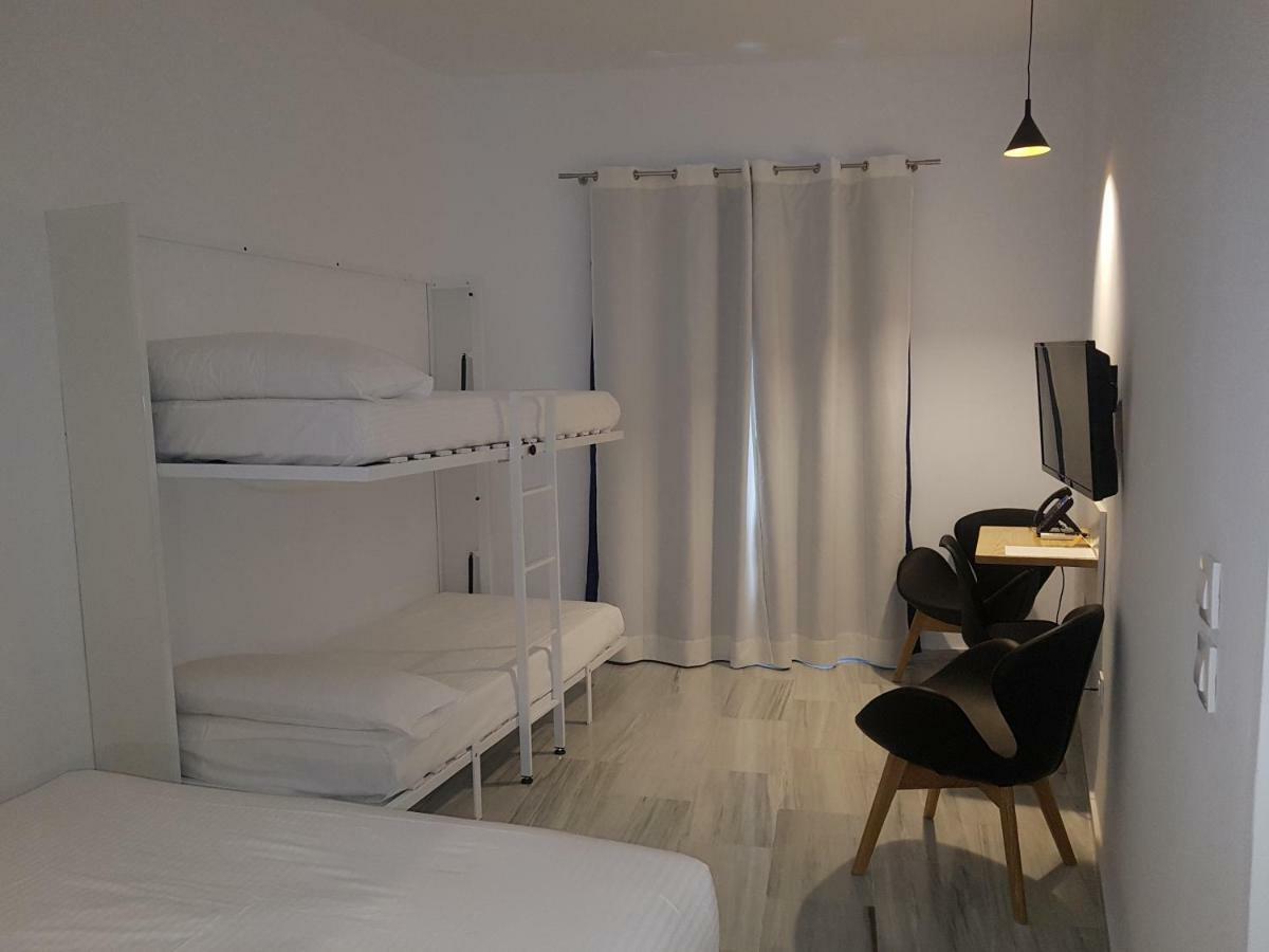 Basic Hotel Sevilla Catedral Экстерьер фото