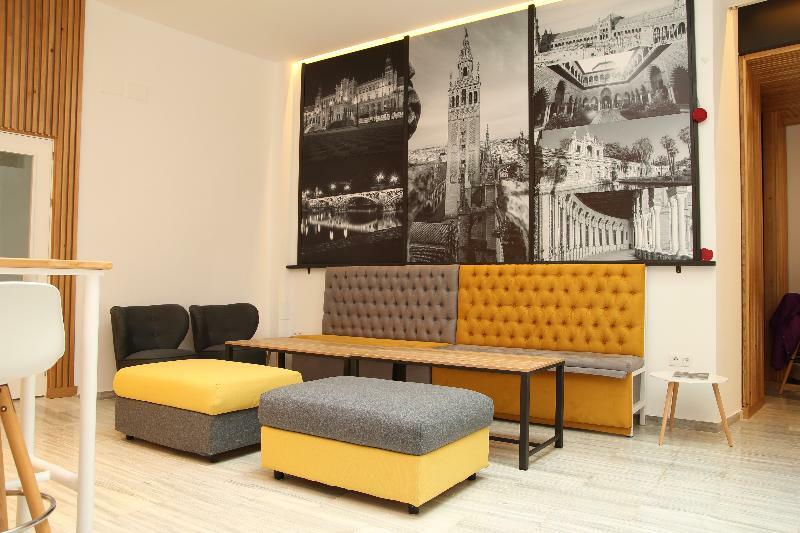 Basic Hotel Sevilla Catedral Экстерьер фото